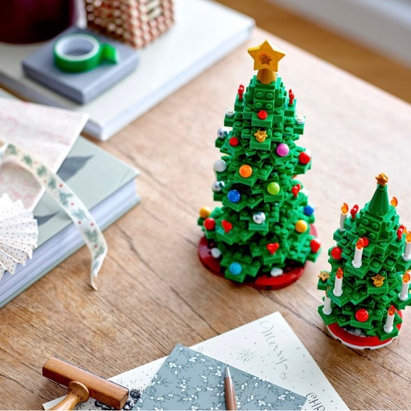 LEGO CHRISTMAS TREE 40573 HOLIDAY LEGO BRAND NEW SEALED BOX COLLECTABLE … - Picture 5 of 6